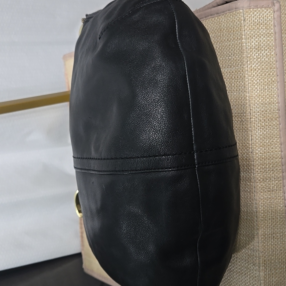 SALE* Coach Soho Black Leather Hobo Bag 11828 EUC - Picture 5 of 16